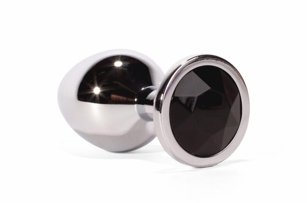 Metal plug black M